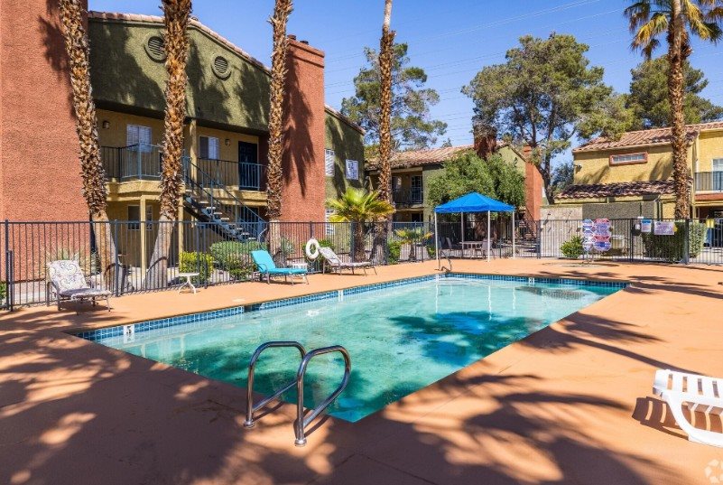 Sonoma Pointe Apartments